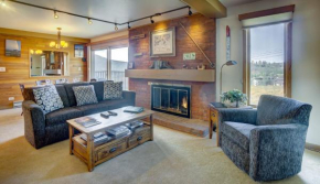 Bear Claw 203 - Ski-in Ski-out Condo!